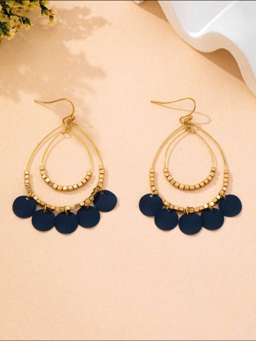 🫐 Blue Dangle Earrings 🫐 - Picture 3 of 4